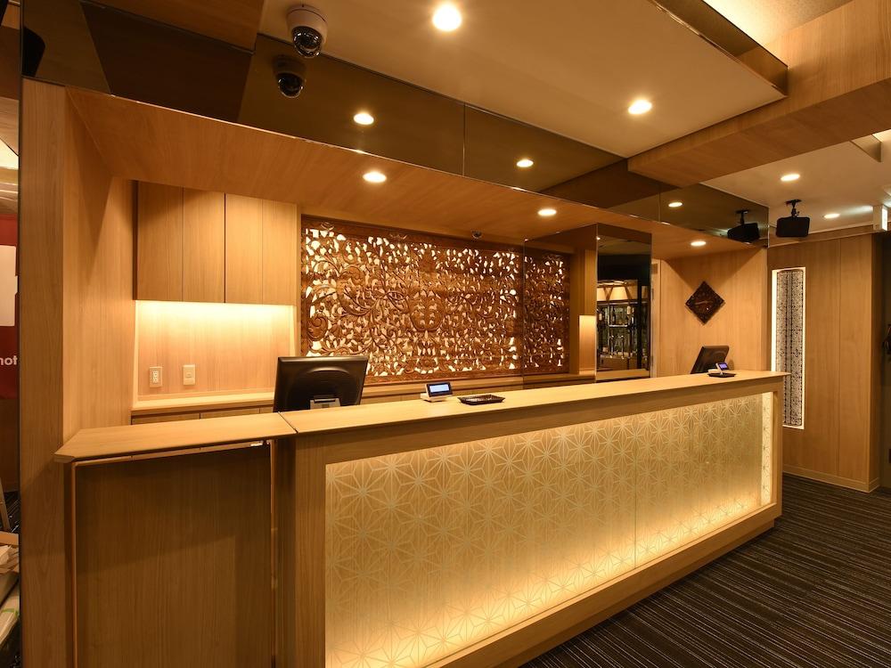 Kapselhotel Capsule Anshin Oyado Premium Shijo Karasuma
