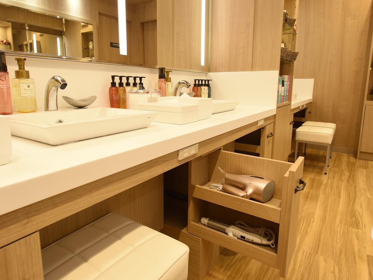 Capsule Anshin Oyado Premium Shijo Karasuma Kapselhotel Kyōto